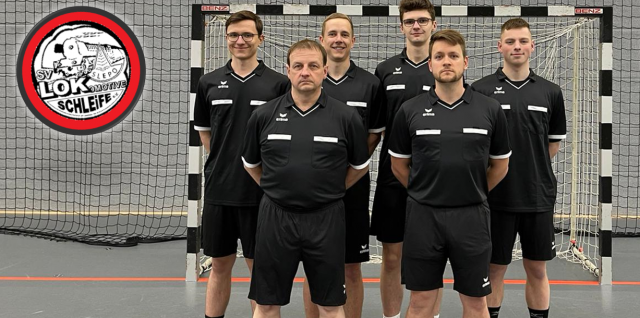Neue Schiritrikots für Schleifer Referees