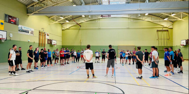 SV Lok Schleife Trainer erwerben wichtige Fähigkeiten bei Kinderhandballtrainer-Ausbildung in Radeberg